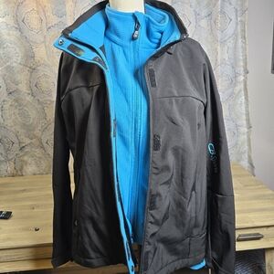 ✨ CB Sports 3-in-1 Softshell Jacket + Fleece Liner (Women’s XL) – Black & Electr